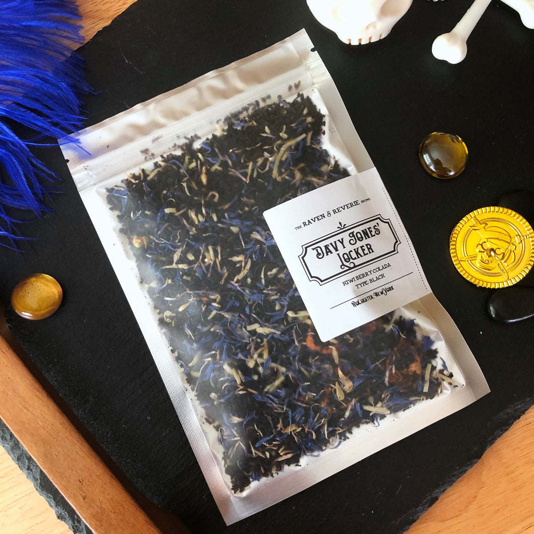Davy Jones' Locker - kiwi berry colada black tea blend